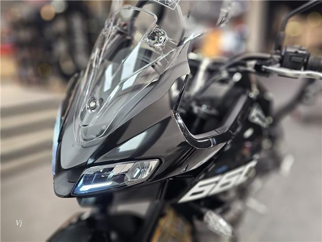 2025 Triumph, 1 km, dovoz Kanada — foto 5 z 5