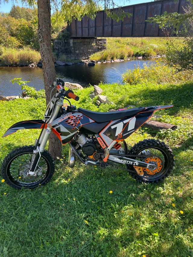 2016 KTM, dovoz Kanada — foto 2 z 2