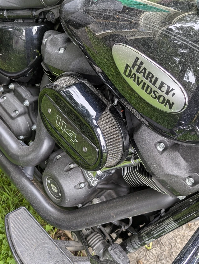 2023 Harley-Davidson, 15 000 km, dovoz Kanada — foto 2 z 5