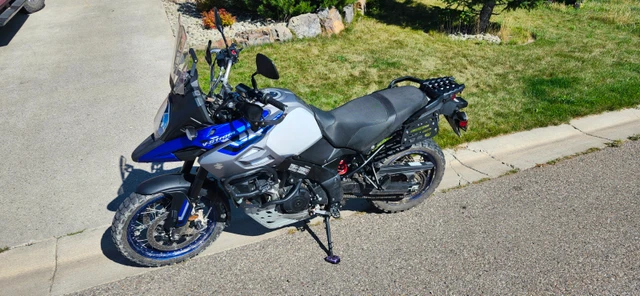 2019 Suzuki, 13 000 km, dovoz Kanada — foto 2 z 5