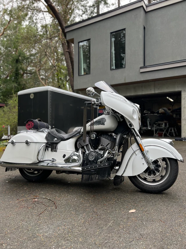 2017 Indian, 47 860 km, dovoz Kanada — foto 2 z 5