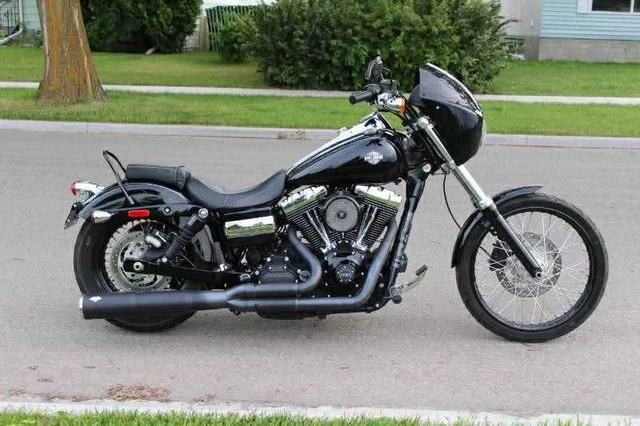 2012 Harley-Davidson, 19 066 km, dovoz Kanada — foto 3 z 4