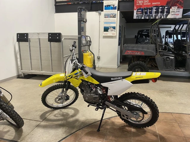 2026 Suzuki, 1 km, dovoz Kanada — foto 3 z 3