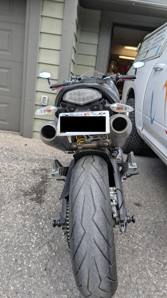 2012 Ducati, 19 215 km, dovoz Kanada — foto 5 z 5