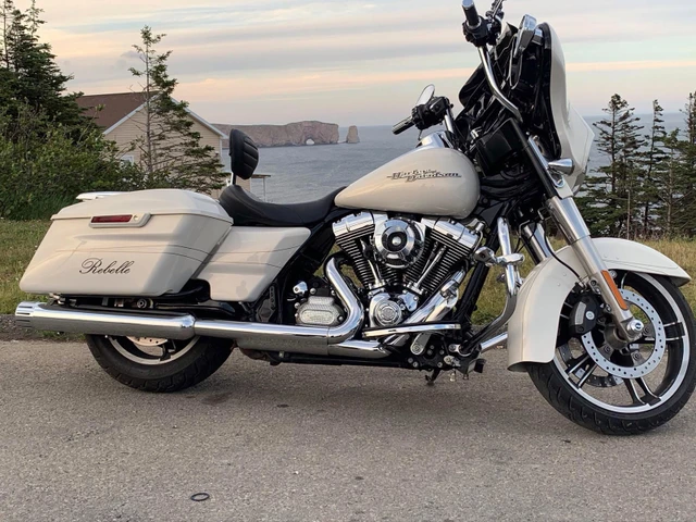 2014 Harley-Davidson, 73 557 km, dovoz Kanada — foto 2 z 5