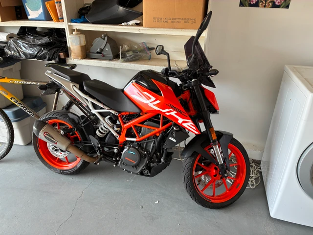 2018 KTM, 19 473 km, dovoz Kanada — foto 1 z 4 2018 KTM, 19 473 km, dovoz Kanada — foto 1 z 4