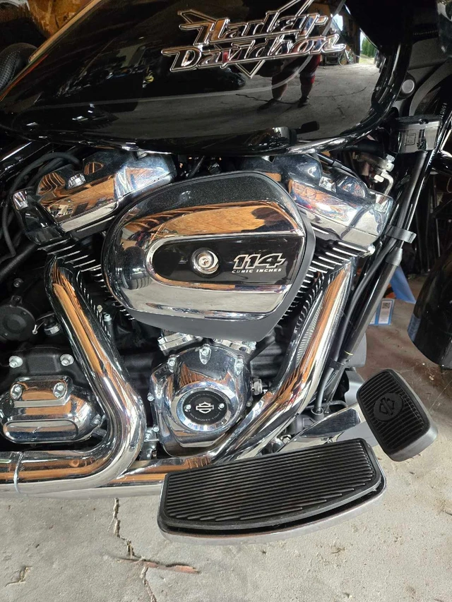 2023 Harley-Davidson, 700 km, dovoz Kanada — foto 2 z 3