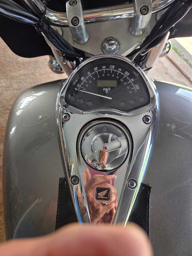 2009, 66 000 km, dovoz Kanada — foto 2 z 5