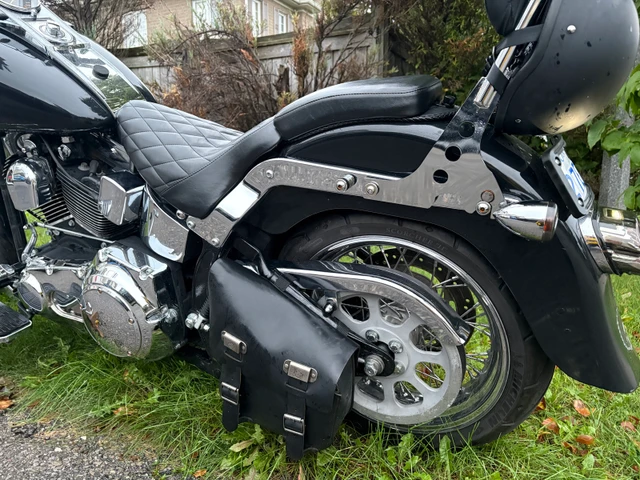 2003 Harley-Davidson, 34 000 km, dovoz Kanada — foto 4 z 5