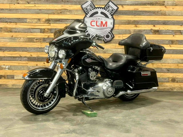 2011 Harley-Davidson, 92 849 km, dovoz Kanada — foto 3 z 5