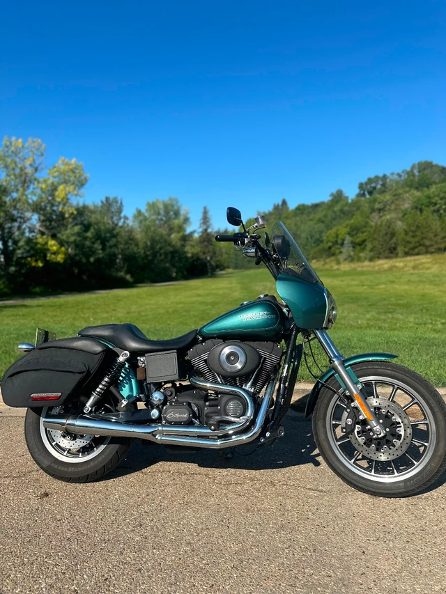 2002 Harley-Davidson, 25 000 km, dovoz Kanada — foto 2 z 5