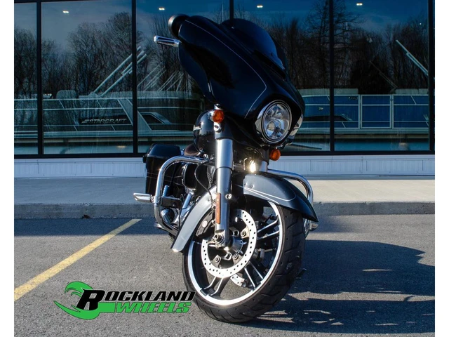 2014 Harley-Davidson, 47 890 km, dovoz Kanada — foto 2 z 5
