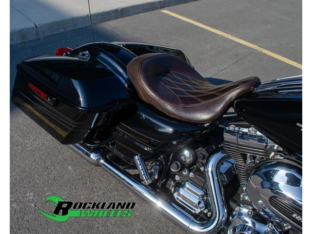 2014 Harley-Davidson, 47 890 km, dovoz Kanada — foto 4 z 5
