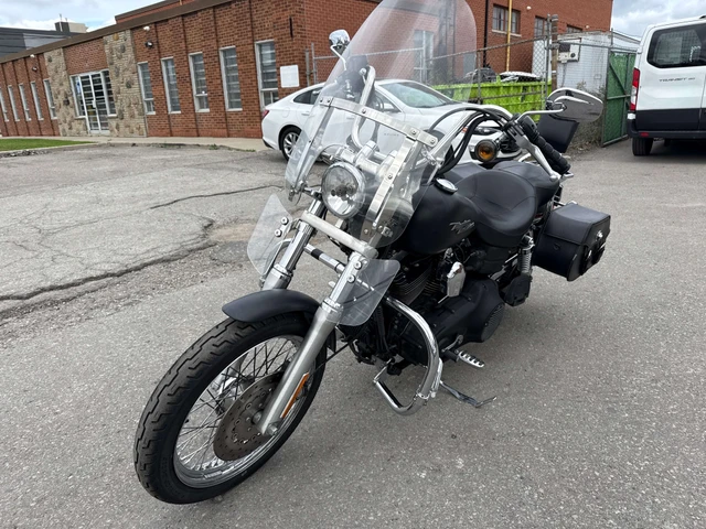 2008 Harley-Davidson, 57 677 km, dovoz Kanada — foto 3 z 5