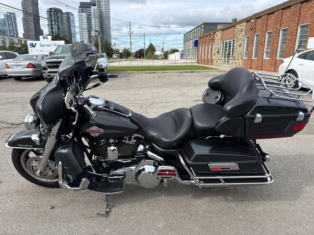 2007 Harley-Davidson, 120 960 km, dovoz Kanada — foto 2 z 5