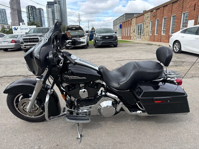 2006 Harley-Davidson, 19 478 km, dovoz Kanada — foto 2 z 5