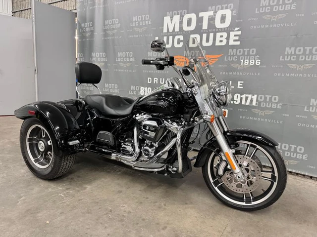 2018 Harley-Davidson, 19 384 km, dovoz Kanada — foto 2 z 5