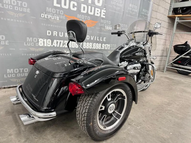 2018 Harley-Davidson, 19 384 km, dovoz Kanada — foto 4 z 5