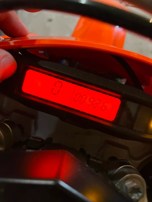 2018 KTM, dovoz Kanada — foto 3 z 5