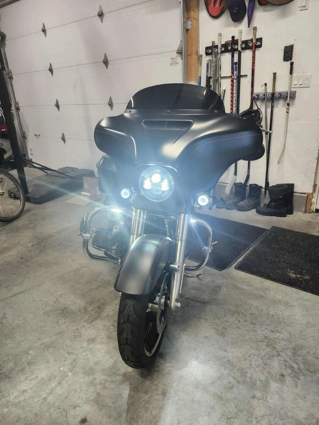 2015 Harley-Davidson, 20 173 km, dovoz Kanada — foto 5 z 5