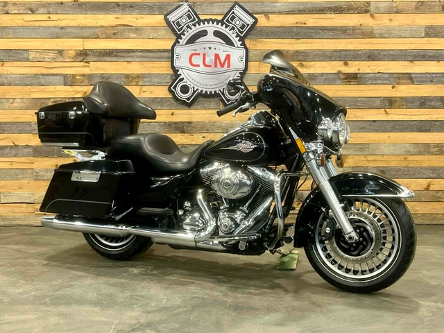 2011 Harley-Davidson, 92 849 km, dovoz Kanada — foto 3 z 5