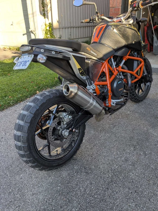 2013 KTM, 25 000 km, dovoz Kanada — foto 2 z 3