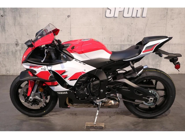 2026 Yamaha, dovoz Kanada — foto 3 z 5