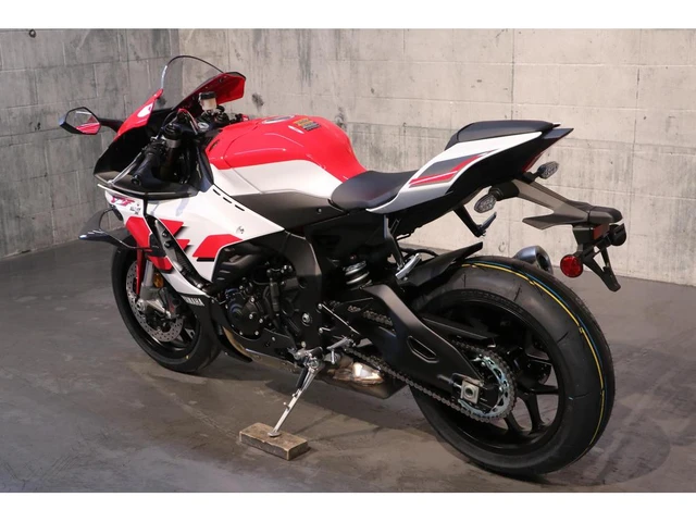 2026 Yamaha, dovoz Kanada — foto 4 z 5