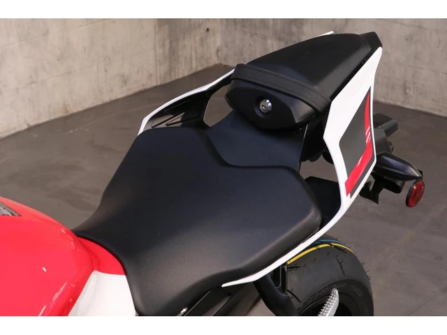2026 Yamaha, dovoz Kanada — foto 5 z 5