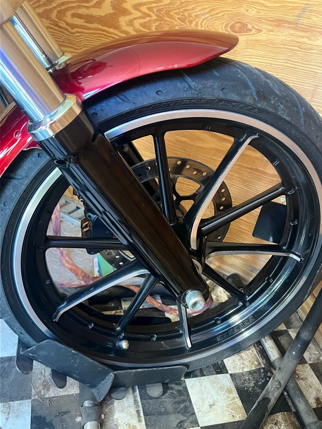 2016 Harley-Davidson, 39 600 km, dovoz Kanada — foto 4 z 5
