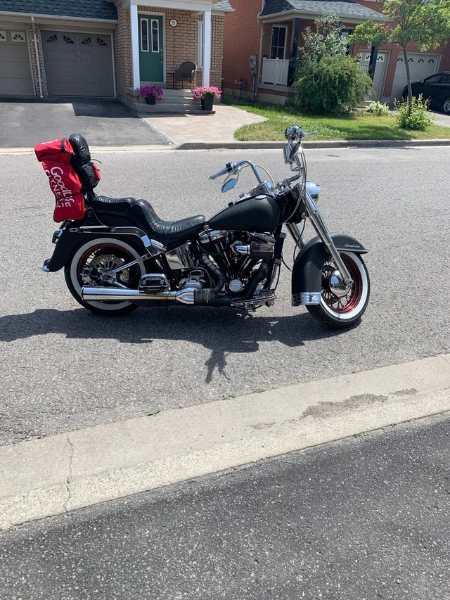 1992 Harley-Davidson, 45 000 km, dovoz Kanada — foto 3 z 5