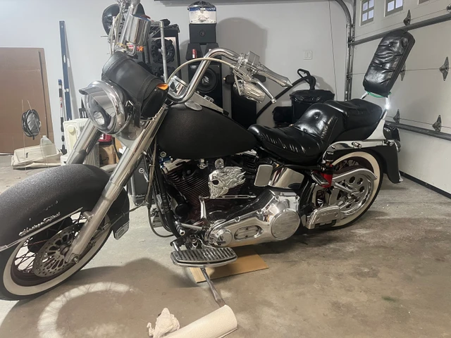 1992 Harley-Davidson, 45 000 km, dovoz Kanada — foto 4 z 5