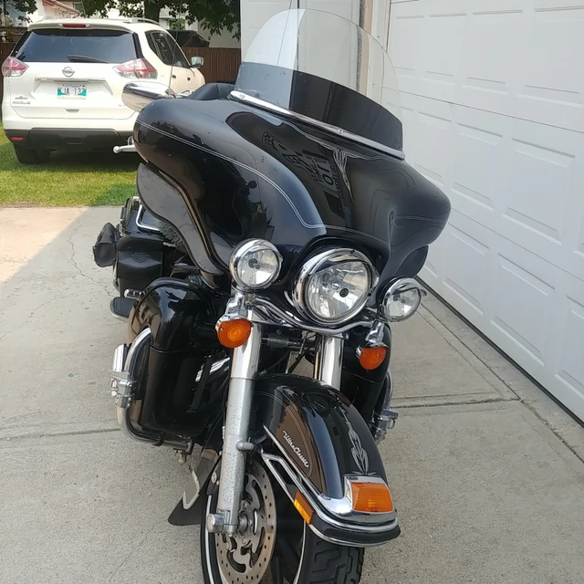 2008 Harley-Davidson, 56 300 km, dovoz Kanada — foto 4 z 5