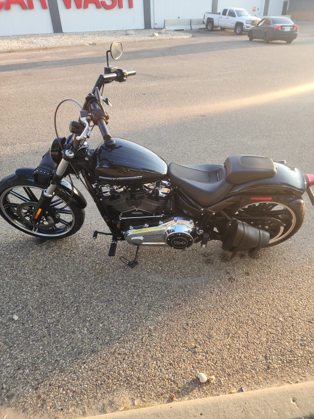 2018 Harley-Davidson, 17 800 km, dovoz Kanada — foto 2 z 5