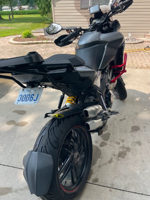 2013 Ducati, 55 000 km, dovoz Kanada — foto 3 z 5