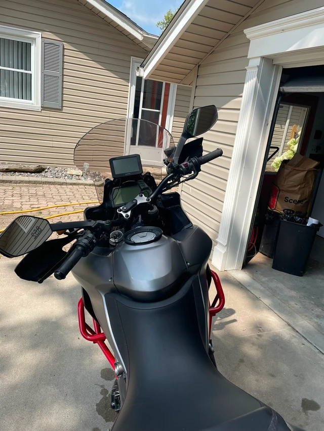 2013 Ducati, 55 000 km, dovoz Kanada — foto 5 z 5