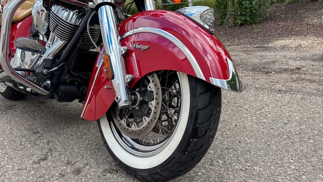 2014 Indian, 5 362 km, dovoz Kanada — foto 3 z 5
