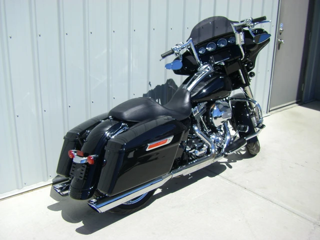 2014 Harley-Davidson, 56 337 km, dovoz Kanada — foto 3 z 5