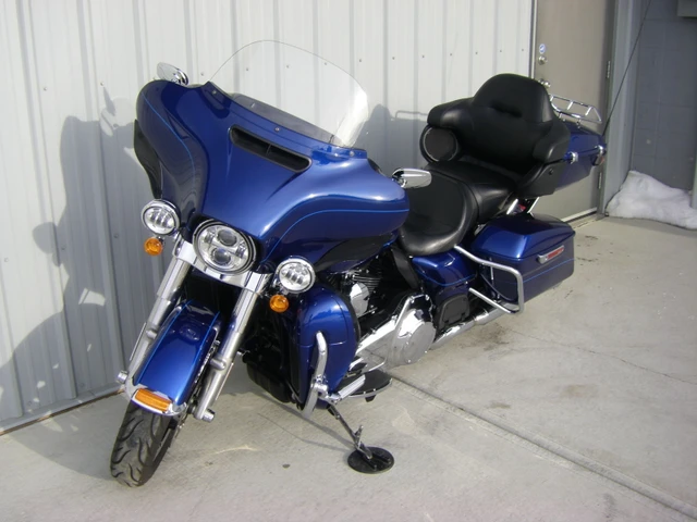 2015 Harley-Davidson, 35 082 km, dovoz Kanada — foto 5 z 5