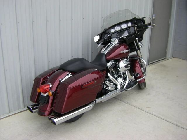 2014 Harley-Davidson, 52 799 km, dovoz Kanada — foto 3 z 5