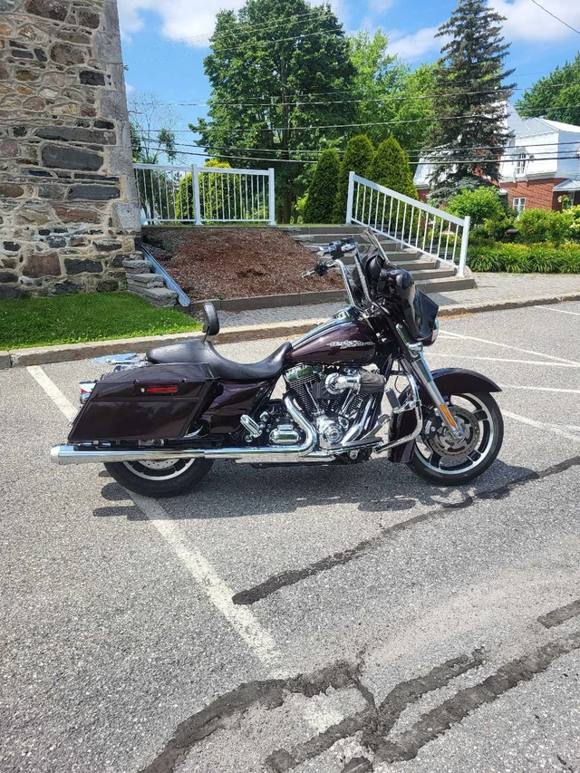 2009, 116 000 km, dovoz Kanada — foto 3 z 5