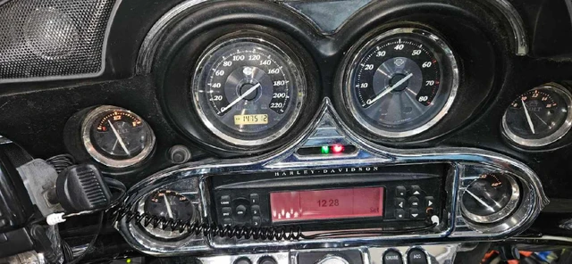 2011 Harley-Davidson, 147 512 km, dovoz Kanada — foto 2 z 5