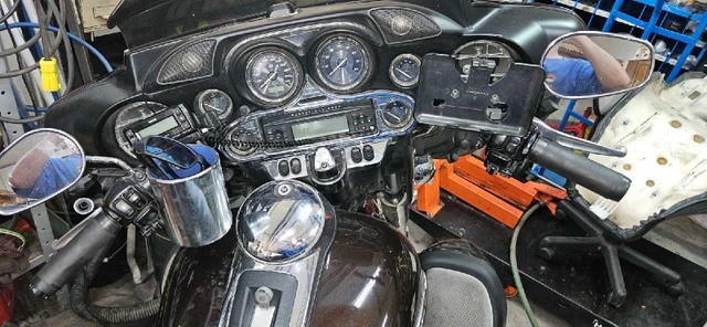 2011 Harley-Davidson, 147 512 km, dovoz Kanada — foto 3 z 5