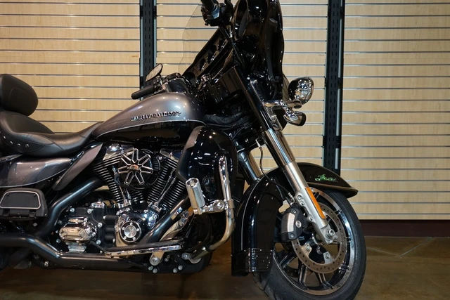 2014 Harley-Davidson, 79 829 km, dovoz Kanada — foto 4 z 5