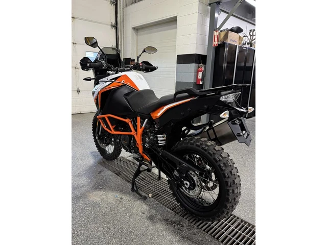 2020 KTM, 16 000 km, dovoz Kanada — foto 4 z 5