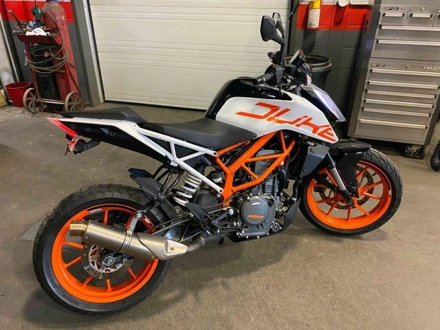 2018 KTM, 11 286 km, dovoz Kanada — foto 2 z 4