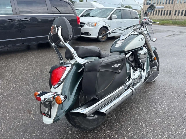 2009 Suzuki, 64 463 km, dovoz Kanada — foto 5 z 5