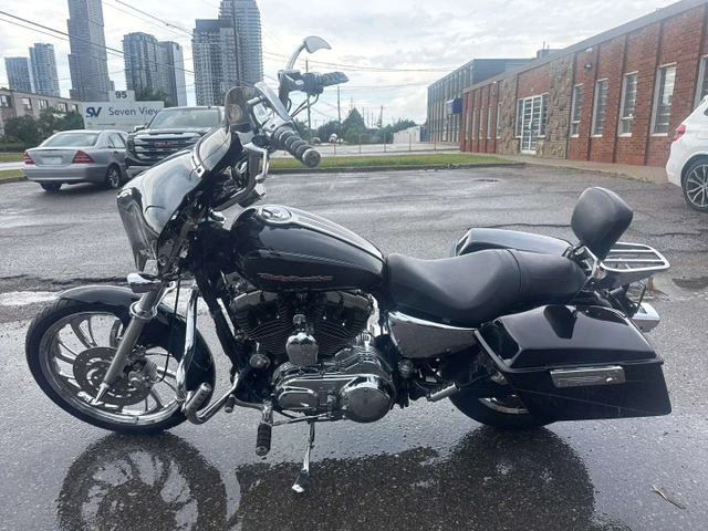 2005 Harley-Davidson, 25 366 km, dovoz Kanada — foto 2 z 5