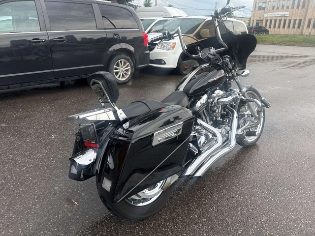 2005 Harley-Davidson, 25 366 km, dovoz Kanada — foto 5 z 5
