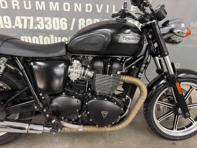 2014 Triumph, 24 433 km, dovoz Kanada — foto 5 z 5